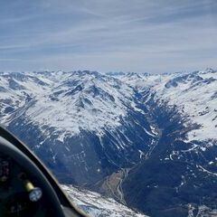 Flugwegposition um 12:38:08: Aufgenommen in der Nähe von Gemeinde Sölden, Österreich in 3345 Meter